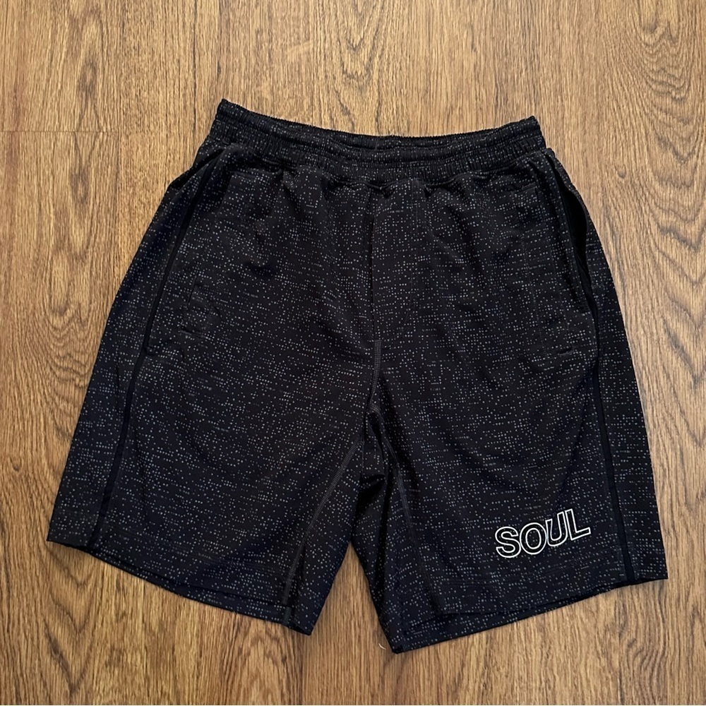 Lululemon Gray Black SOUL lined shorts Activewear sports running Size Medium